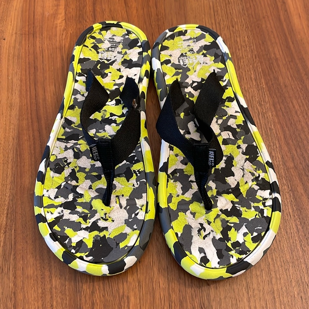 REI flip flops